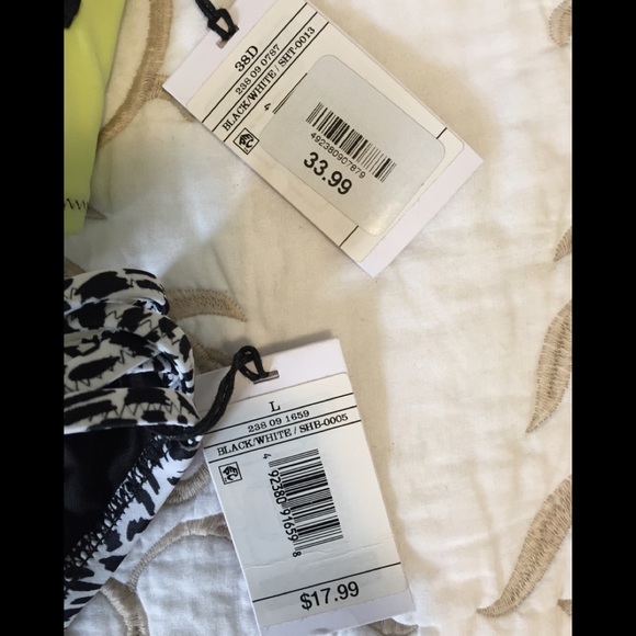 NWT Bikini - Picture 5 of 5